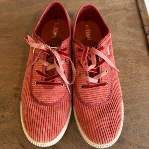 TOMS coral corduroy size 7 flats